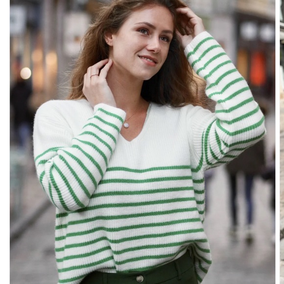 Vine & Love White and Green Striped Sweater - Picture 2 of 4